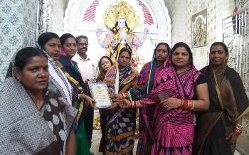 କଟକ ସଦର ବିଧାୟକଙ୍କ ଗଜଲକ୍ଷ୍ମୀ ପୂଜା ମଣ୍ଡପ ପରିଦର୍ଶନ