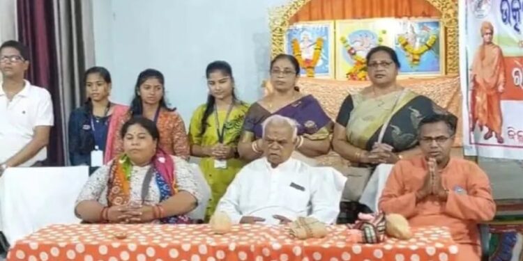 ପାରଳାଖେମୁଣ୍ଡି ଠାରେ ଉତ୍କଳ କଳା ଓ ସଂସ୍କୃତି ପ୍ରତିଷ୍ଠାନ, ଗଜପତି ଜିଲ୍ଲା ଶ୍ୟାଖl ଆନୁକୁଲ୍ୟରେ ରାଜ୍ୟ ସ୍ତରୀୟ ଚିତ୍ରାଙ୍କନ ପ୍ରତିଯୋଗିତା
