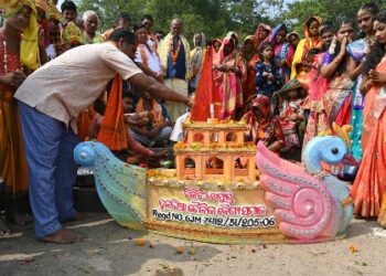 ତୈଳିକ ସମାଜ ପକ୍ଷରୁ ବୋଇତ ବନ୍ଧାଣ ଉତ୍ସବ ପାଳିତ