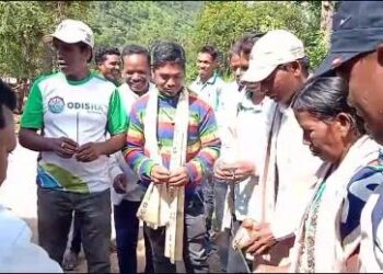 ମୋହନା ବ୍ଲକ ଅନ୍ତର୍ଗତ ଝରପୁର ଠାରୁ ଜରୀଙ୍ଗିଦୁଆ ପର୍ଯ୍ୟନ୍ତ : ୮କୋଟି ୩୪ ଲକ୍ଷ ୨୬ ହଜାର ଟଙ୍କାର ରାସ୍ତା କାମ – ଶୁଭା ଆରମ୍ଭ