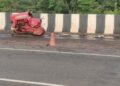 ଟ୍ରାକ୍ଟର କୁ ଧକ୍କା ଦେଲା ଟ୍ରକ ଟ୍ରାକ୍ଟର ଚାଳକ ଗୁରୁତର