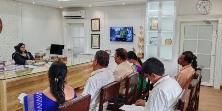 ଭବାନୀପାଟଣା ଠାରେ ଜିଲ୍ଲା ସ୍ତରୀୟ ପି ସି ଏବଂ ପି ଏନ୍ ଡି ଟି ଉପଦେଷ୍ଟା କମିଟି ବୈଠକ