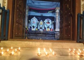 ଶ୍ରୀରଙ୍କନାଥ ଦେବଙ୍କ ପୀଠରେ ଦେବଦୀପାବଳି,ପିତୃ ପୁରଷଙ୍କୁ କଲେପିଣ୍ଡ ଦାନ