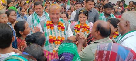 ଏକାମ୍ର ରେ ଜନ ସମ୍ପର୍କ ପଦଯାତ୍ରା ଓ ଘରେ ଘରେ ଶଙ୍ଖ