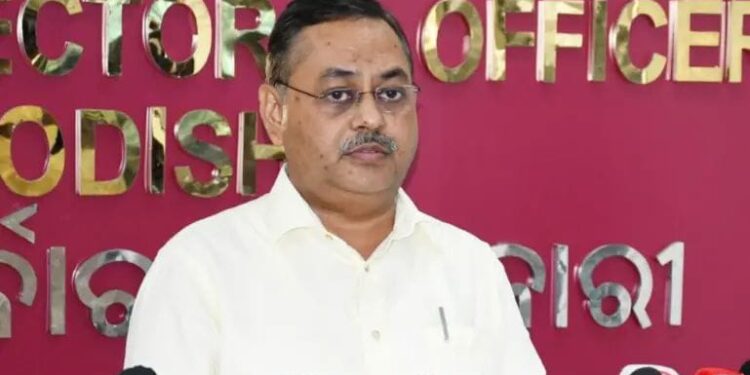 ମହିଳା ସରପଞ୍ଚ ସାବଧାନ : ଆପଣଙ୍କ ସଂପର୍କୀୟ ଆପଣଙ୍କ ନାମରେ ଆଉ କରିପାରିବେନି ଶାସନ