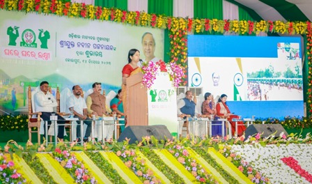 କୋରାପୁଟ ଜିଲ୍ଲାରେ ମାନ୍ୟବର ମୁଖ୍ୟମନ୍ତ୍ରୀ ଶ୍ରୀଯୁକ୍ତ ନବୀନ ପଟ୍ଟନାୟକଙ୍କ ଦ୍ୱାରା : “ଲୋକେସନ ଆକ୍ସେସିବଲ ମଲ୍ଟି-ମୋଡାଲ୍ ଇନିସିଏଟିଭ୍” – ବା ଲକ୍ଷ୍ମୀ ଯୋଜନାର ଶୁଭାରମ୍ଭ