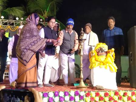 ବୋଲଗଡ଼ ମହୋତ୍ସବ 2023 ଉଦଘାଟିତ : ସମ୍ବଲପୁରୀ ନୃତ୍ୟ ଓ ବିହୁ ନୃତ୍ୟ ଦର୍ଶକଙ୍କୁ ଝୁମେଇଲା