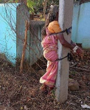 ଶତ୍ରୁଘ୍ନ ମା ସୁଭଦ୍ରାଙ୍କୁ ଗାଁ ମଝିରେ ଥିବା ବିଦ୍ୟୁତ୍ ଖୁଣ୍ଟରେ ବାନ୍ଧି ନିସ୍ତୁକ ମାଡ଼ ମାରିଥିଲା – ପୁଅ