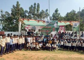 ମହେନ୍ଦ୍ର ତନୟା ଉଚ ମାଧ୍ୟାମିକ ବିଦ୍ୟାଳୟ ଦ୍ବାରା ସ୍କାକ୍ଷରତା ଅଭିଜାନ କାର୍ଯ୍ୟକ୍ରମ ଅନୁଷ୍ଠିତ