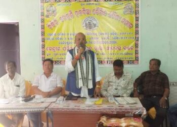 ଚିକିଟି ଆଞ୍ଚଳିକ ପରିଷଧ ତରଫରୁ ଶୀତବସ୍ତ୍ର କେନ୍ଦ୍ରିୟ ସଭାପତି ଦଣ୍ଡାସି ସାହୁଙ୍କ ଦ୍ବାରା ବଣ୍ଟନ