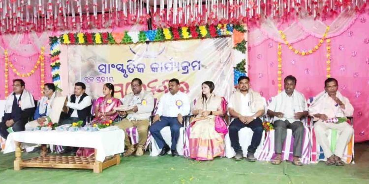 ମହା ଆଡ଼ମ୍ବରରେ ପାଳିତ ହୋଇଯାଇଛି ପଡ଼ିଆ ବ୍ଲକ ସ୍ତରୀୟ ମାଲ୍ୟାବନ୍ତ ମହୋତ୍ସବ