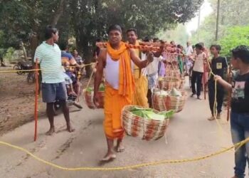 ଜଗନ୍ନାଥଙ୍କ ମାମୁଁ ଘର ମାଧବ ମନ୍ଦିରରୁ ଶ୍ରୀମନ୍ଦିର କୁ ଗଲା ପୋଡୁଆ଼ଁ ଭାର