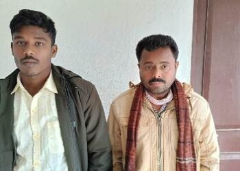 ୧୪ ଜଣ ଦାଦନ ଶ୍ରମିକ ଉଦ୍ଧାର : ସର୍ଦ୍ଧାର ଓ ଡ଼୍ରାଇଭର ଗିରଫ ସହ ଗାଡି ଜବତ