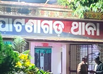 ସରମୁହାଣ ଏସବିଆଇ ଏଟିଏମ୍ ଭାଙ୍ଗି ୭ ଲକ୍ଷ ଲୁଟି ନେଲେ ଦୁବୃତ୍ତ : ପୁଲିସର ପେଟ୍ରୋଲିଙ୍ଗ ବ୍ୟବସ୍ଥାକୁ ଅଙ୍ଗୁଲି ନିଦ୍ଦେର୍ଶ