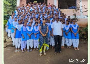 ଚାନ୍ଦିପୁଟ ଆଦିବାସୀ ଉଚ୍ଚ ବିଦ୍ୟାଳୟ ପରିଦର୍ଶନ କଲେ ଜିଲ୍ଲା ବିଜେଡି ସଭାପତି ଜଗବନ୍ଧୁ ଦାସ