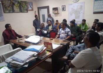 ଦୋକାନ ଘର ଆବଣ୍ଟ ସାମୁହିକ ଭାବେ ଟୁଟିଲା