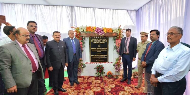 ସିଭିଲ କୋର୍ଟ ଶିଳାନ୍ୟାସ କଲେ ହାଇକୋର୍ଟ କାର୍ଯ୍ୟକାରୀ ମୂଖ୍ୟ ବିଚାରପତି