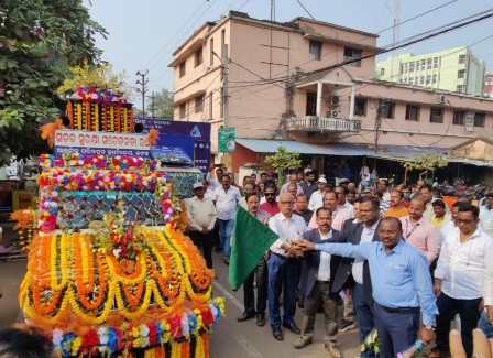 କଟକରେ ସଡକ ସୁରକ୍ଷା ରଥର ଶୁଭାରମ୍ଭ