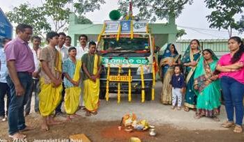 ହିଞ୍ଜିଳିକାଟୁରେ ଗଡିଲା ପାଣି ପଞ୍ଚାୟତ ରଥ