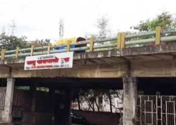 पुण्यातील साधू वासवानी पूल धोकादायक