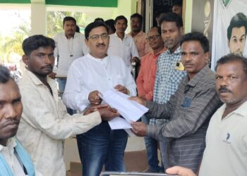ରାସ୍ତା ନାହିଁ ତୋ ଭୋଟ ନାହିଁ