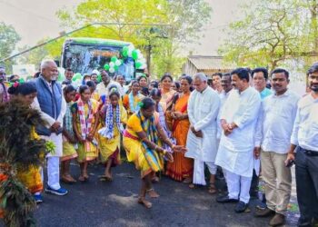କନ୍ଧମାଳ ଜିଲ୍ଲାରେ ଗଡ଼ିଲା ଲଷ୍ମୀ ବସ୍‌ : ଭର୍ଚୁଆଲ ମାଧ୍ୟମରେ ଉଦ୍‌ଘାଟନ କଲେ – ମୁଖ୍ୟମନ୍ତ୍ରୀ