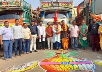 ଆଜି ଦଶପଲ୍ଲା ରୁ ପୁରୀକୁ ଗଲା ପ୍ରଥମ ପର୍ଯ୍ୟାୟ ରଥକାଠ
