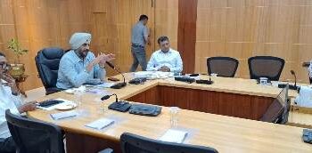 माननीय प्रधान मंत्री ५५४ अमृत भारत रेलवे स्टेशनों की आधारशिला रखेंगे:और १५०० रोड ओवर ब्रिज/अंडरपास का लोकार्पण और शिलान्यास करेंगे