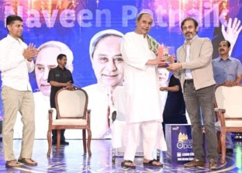 ନିୟୁଜ ୧୮ ଓଡ଼ିଆ ପକ୍ଷରୁ ରାଇଜିଂ ଓଡ଼ିଶା ୨୦୨୪ର ଆୟୋଜନ ଯେଉଁଥିରେ ରାଜ୍ୟର ଭବିଷ୍ୟତ ଗତିପଥ ଗଠନ କରୁଥିବା ପ୍ରମୁଖ ନେତାମାନେ ଅଂଶଗ୍ରହଣ କରିଥିଲେ