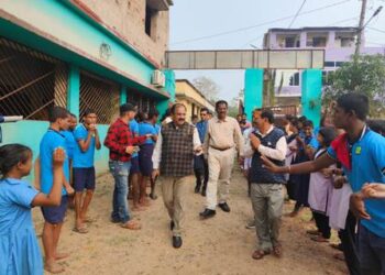 ଦକ୍ଷିଣାଞ୍ଚଳ ରାଜସ୍ବ ଆୟୁକ୍ତ ଙ୍କ ସେବା ପରିଦର୍ଶନ