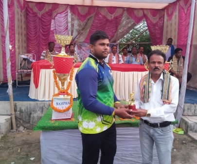 ବମ୍ଫକୁଦ ମା, ଯୋଗିଆଣୀ କ୍ରିକେଟ ଟୁର୍ଣ୍ଣାମେଣ୍ଟ ଉଦଯାପିତ
