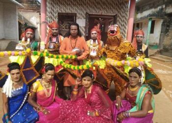 ଛତ୍ରପଡ଼ାରେ ଅଷ୍ଟପ୍ରହର ନାମ ଯଜ୍ଞ