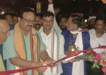 ସାଂସଦ ମାନସ ମଙ୍ଗରାଜଙ୍କ ଦ୍ଵାରା : ବିଶ୍ଵକର୍ମା ଗୋଷ୍ଠୀ କେନ୍ଦ୍ର ଉଦ୍ ଘାଟିତ