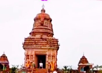 ଫତେଗଡ ଗିରିଗୋବର୍ଦ୍ଧନ ପାହାଡ ଉପରେ ନବ ନିର୍ମିତ ରାମ ମନ୍ଦିରରୁ ଚୋରି, ସିସି ଟିଭି କାହିଁକି ଲାଗିନି ବୋଲି ଉଠିଲା ପ୍ରଶ୍ନ