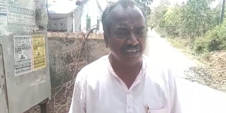 ଛାତ୍ରୀଙ୍କୁ ଅସଦ ଆଚରଣ ଘଟଣା : ଶିକ୍ଷକ କହିଲେ ମିଥ୍ୟା ଅଭିଯୋଗ !