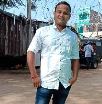 ୧୦ ଦିନ ହୋଇଥିଲା ବାହାଘର : ବିବାହ ଶୋଭାଯାତ୍ରା ବେଳେ ଛୁରାମାଡ – ଜଣଙ୍କର ମୃତ୍ୟୁ । ମୃତ ପରିବାର ଲୋକେ ଉତ୍ତପ୍ତ ହୋଇ ହତ୍ୟାକରିଙ୍କ ବାସଗୃହ ସହ ଦୋକାନ ଜାଲି ପୁଡି ଛାରକାର କରିଦେଲେ