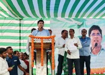 ଡବଲ ଶଙ୍ଖ ଆହ୍ବାନ ଦେଲେ ଅରୂପ ଓ ଅରୁଣ ‘ମାଟି ମା’ ର ସେବା କରିବାକୁ ମୁଖ୍ୟମନ୍ତ୍ରୀ ସୁଯୋଗ ଦେଇଛନ୍ତି –