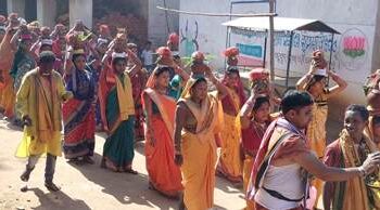 ବୁଢ଼ିବାହାଲ୍ ରେ ଷୋହଳ ପ୍ରହର ନାମ ଯଜ୍ଞ ଉଦଯାପିତ