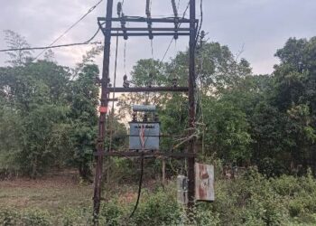 ବିପଦ ସଙ୍କୁଳ ଅବସ୍ଥାରେ ରହିଛି ମୁକୁଳା ବିଦ୍ୟୁତ ଟ୍ରାନସଫର୍ମର – ନାହିଁ ସୁରକ୍ଷା ପ୍ରାଚୀର    