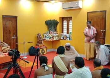 ଜଗତଗୁରୁଙ୍କ ଆଶୀର୍ବାଦ ଭିକ୍ଷା କଲେ ସୁଜିତ