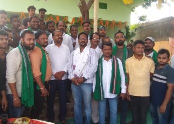 ବମ୍ଫକୁଦ ଗୋଷ୍ଠୀ କେନ୍ଦ୍ର ପୂଜାରେ ଯୋଗ ଦେଲେ ବିଧାୟକ