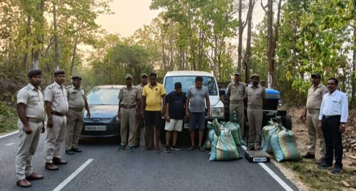 ଦଶ ଲକ୍ଷ ଟଙ୍କାରୁ ଉର୍ଦ୍ଧ୍ବ ଗଞ୍ଜେଇ ଜବତ – ତିନି ଗିରଫ କୋର୍ଟ ଚାଲାଣ