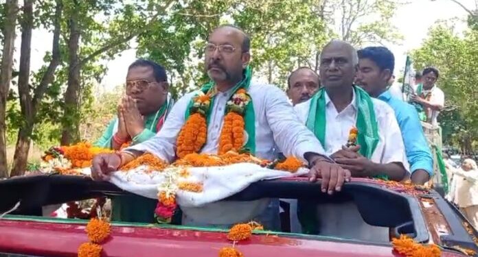 ମୋହନାରେ ବିଜେଡି ର ସାଂସଦ ପ୍ରାର୍ଥୀ ଓ ବିଧାୟକ ପ୍ରାର୍ଥୀ ଙ୍କ ବିଶାଳ ବାଇକ ଶୋଭାଯାତ୍ରା …