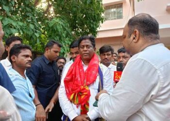 ପ୍ରଥମ ଦିନରେରେ ୬ଜଣ ପ୍ରାର୍ଥୀଙ୍କ ନାମାଙ୍କନପତ୍ର ଦାଖଲ