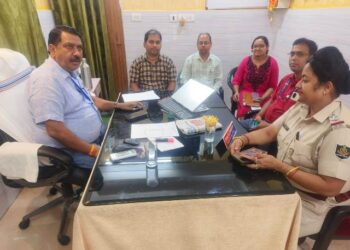 ପର୍ଯ୍ୟବେକ୍ଷକ ମାନଙ୍କର ବିବିଧ କାର୍ଯ୍ୟ ର ସମୀକ୍ଷା