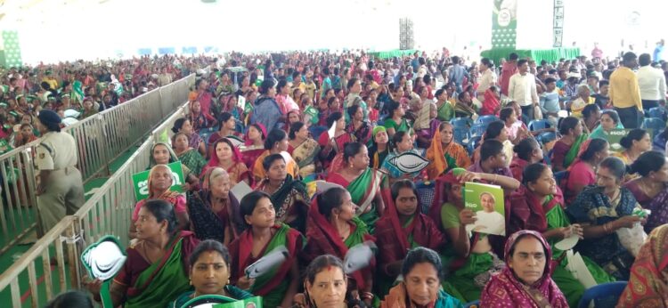ନବୀନଙ୍କ ନିର୍ବାଚନ ପ୍ରଚାରରେ ନୟାଗଡ଼ ପାଲଟିଲା ଜନ ସମୁଦ୍ର – ଚିନ୍ତାରେ ରାଣୀ ଓ ବିଜେପି କର୍ମୀ