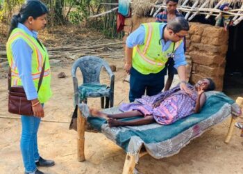 ଅମିୟଝରୀ ହଦସାହିରେ ଡାଲମିଆ ସେମେଣ୍ଟର ମେଡିକାଲ ଟିମ