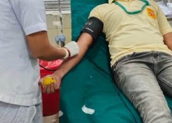 ସଡ଼କ ଦୁର୍ଘଟଣାରେ ଗୁରୁତର ଆହତ ୮୦ ବର୍ଷିୟ ବୃଦ୍ଧ ବ୍ୟକ୍ତିଙ୍କୁ ରକ୍ତଦାନ କଲେ ୧୦୮ ଆମ୍ବୁଲାନ୍ସ କର୍ମଚାରୀ