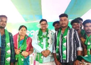 ବାଲୁଗାଁ ଏନଏସି ବିଜେଡି ତରଫରୁ କର୍ମୀ ସମ୍ମିଳନୀ, ବହୁତ କର୍ମୀ ବିଜେପି ଛାଡି ବିଜେଡିରେ ସାମିଲ