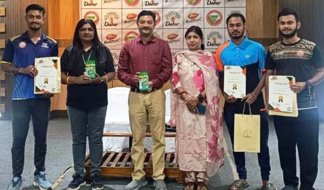 ଯୁବ କ୍ରୀଡ଼ାବିତ୍‌ଙ୍କୁ ପ୍ରୋତ୍ସାହିତ କରିବା ପାଇଁ ଡାବର ଗ୍ଲୁକୋଜ ପକ୍ଷରୁ ଏନର୍ଜାଇଜ୍ ଇଣ୍ଡିଆ କ୍ୟାମ୍ପେନ୍‌ର ଶୁଭାରମ୍ଭ